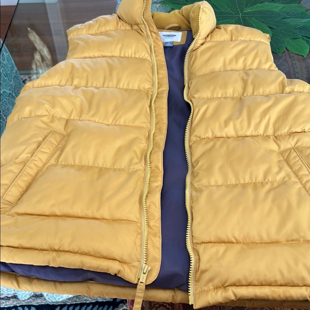 Old Navy Yellow Quilted Puffer Vest - Picture 6 of 6